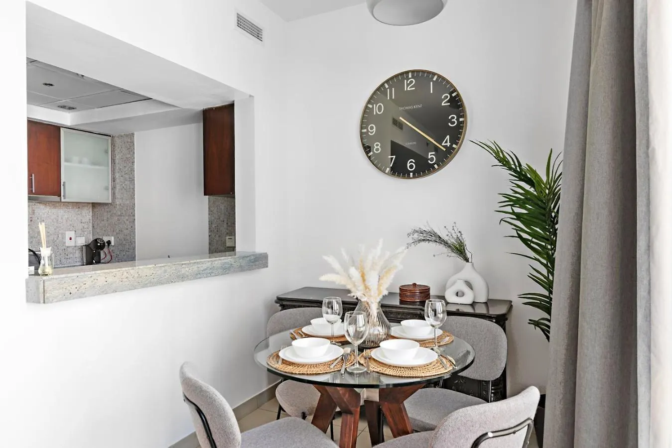 Stonetree - Spacious 1 Bedroom Apartment In Dubai Marina 0*,  Forenede Arabiske Emirater